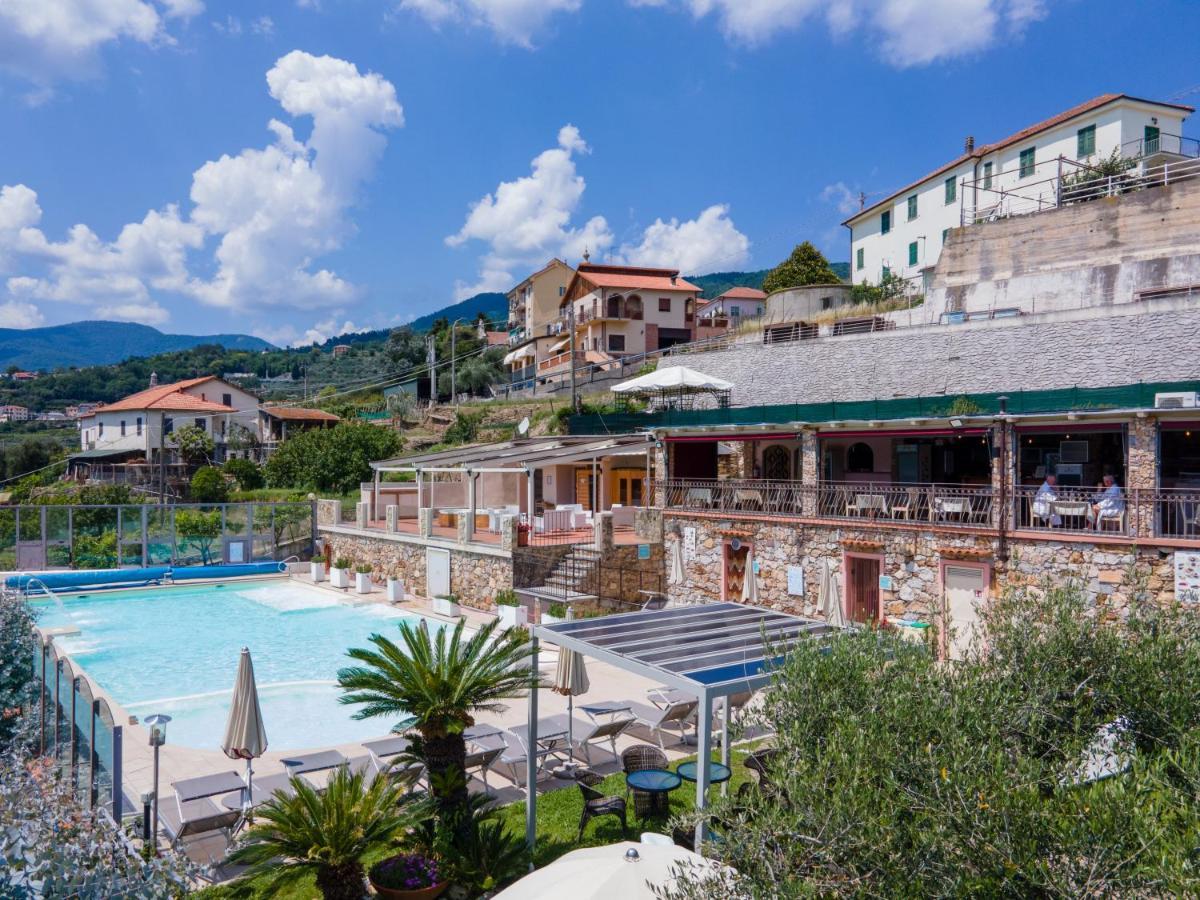 Residence Villa Il Casale - Appartamenti Wellness E Piscina Riscaldata Tovo San Giacomo Exterior photo